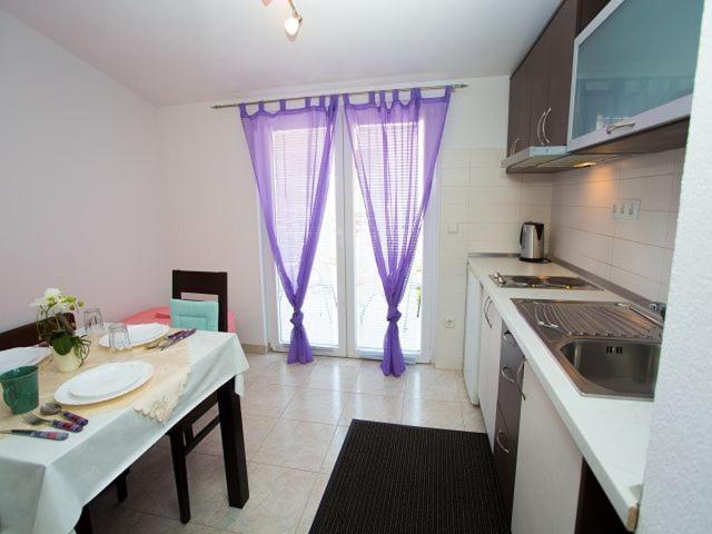 Apartmani Dana Makarska Exterior photo
